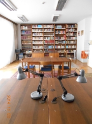 Tanuló könyvtár